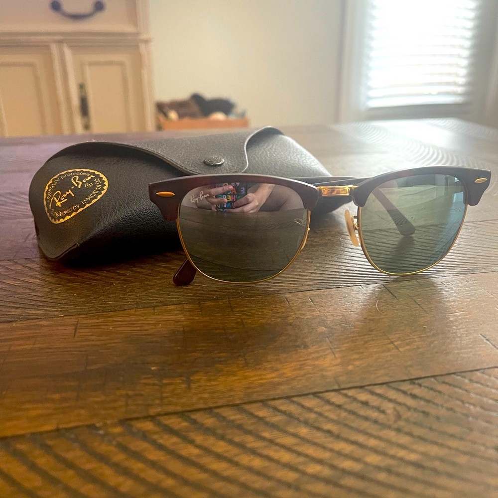 Ray-Ban Clubmaster - Picture 2 of 3